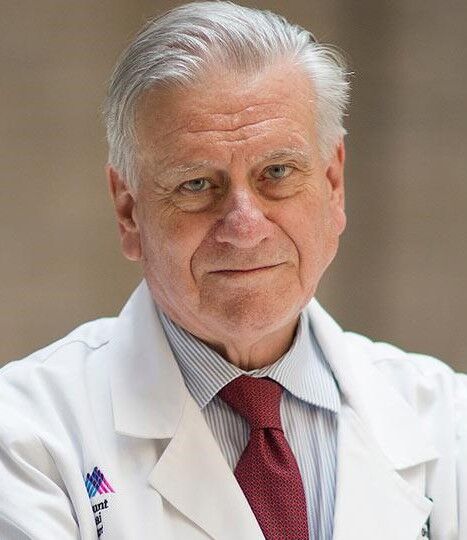 lekár Gastroenterológ Michal Olah